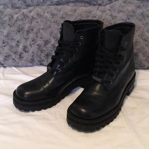 DKNY Womens Combat & Moto Boots